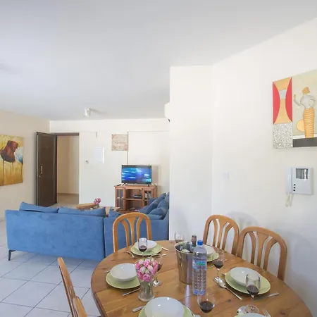 Moderne Erdgeschosswohnung In * Ayia Napa