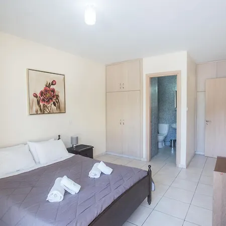 Moderne Erdgeschosswohnung In Ayia Napa